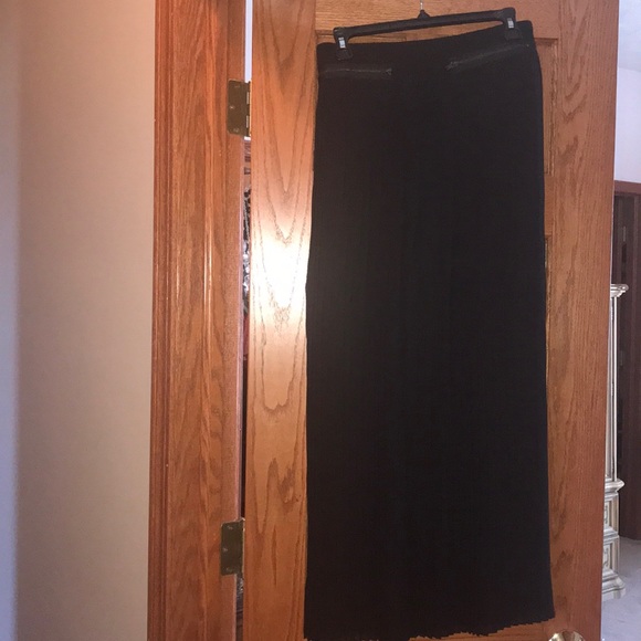 Black Maxi Skirt NWOT - Picture 3 of 7